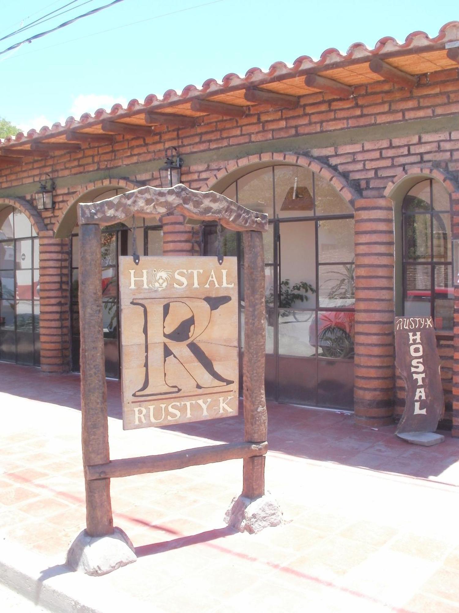 Hostal Rustyk Cafayate Eksteriør bilde