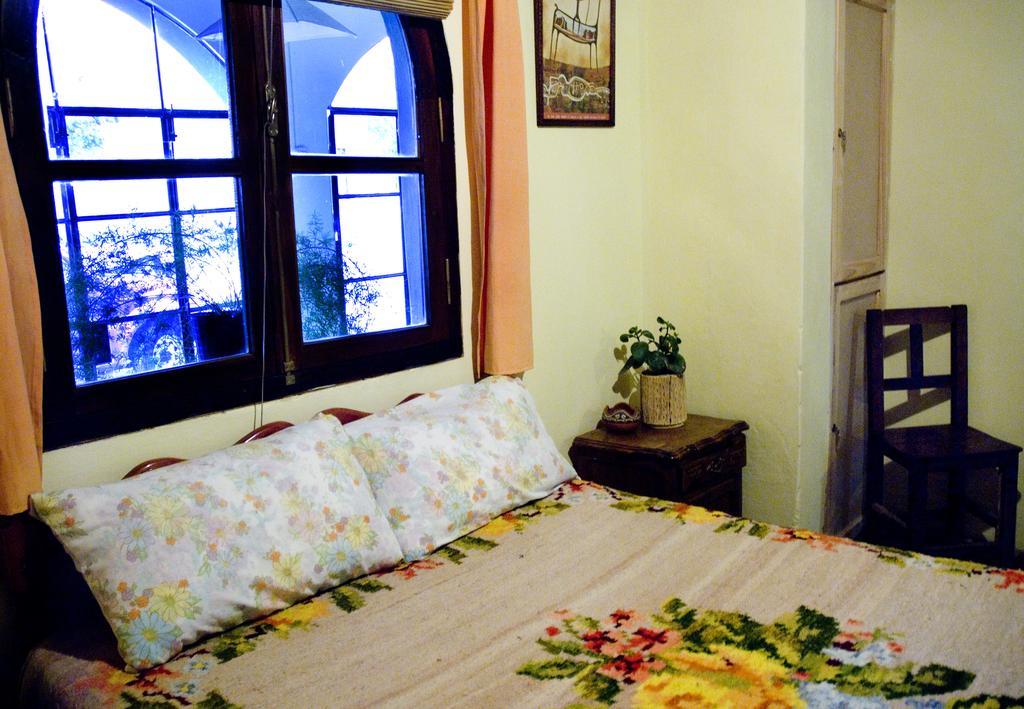 Hostal Rustyk Cafayate Eksteriør bilde