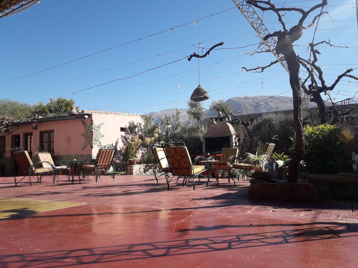 Hostal Rustyk Cafayate Eksteriør bilde